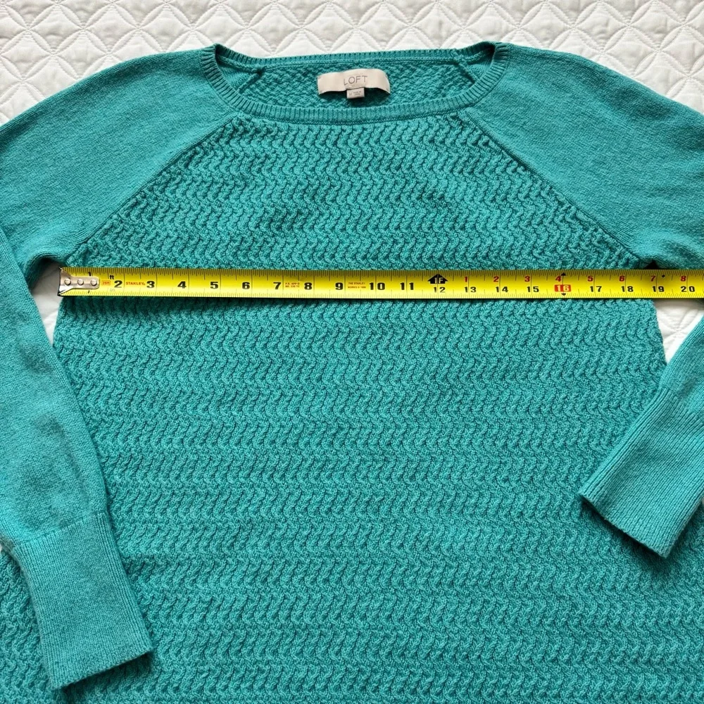LOFT Teal Aqua Teal Blue Green Textured Knit Body Crewneck Sweater Sz M